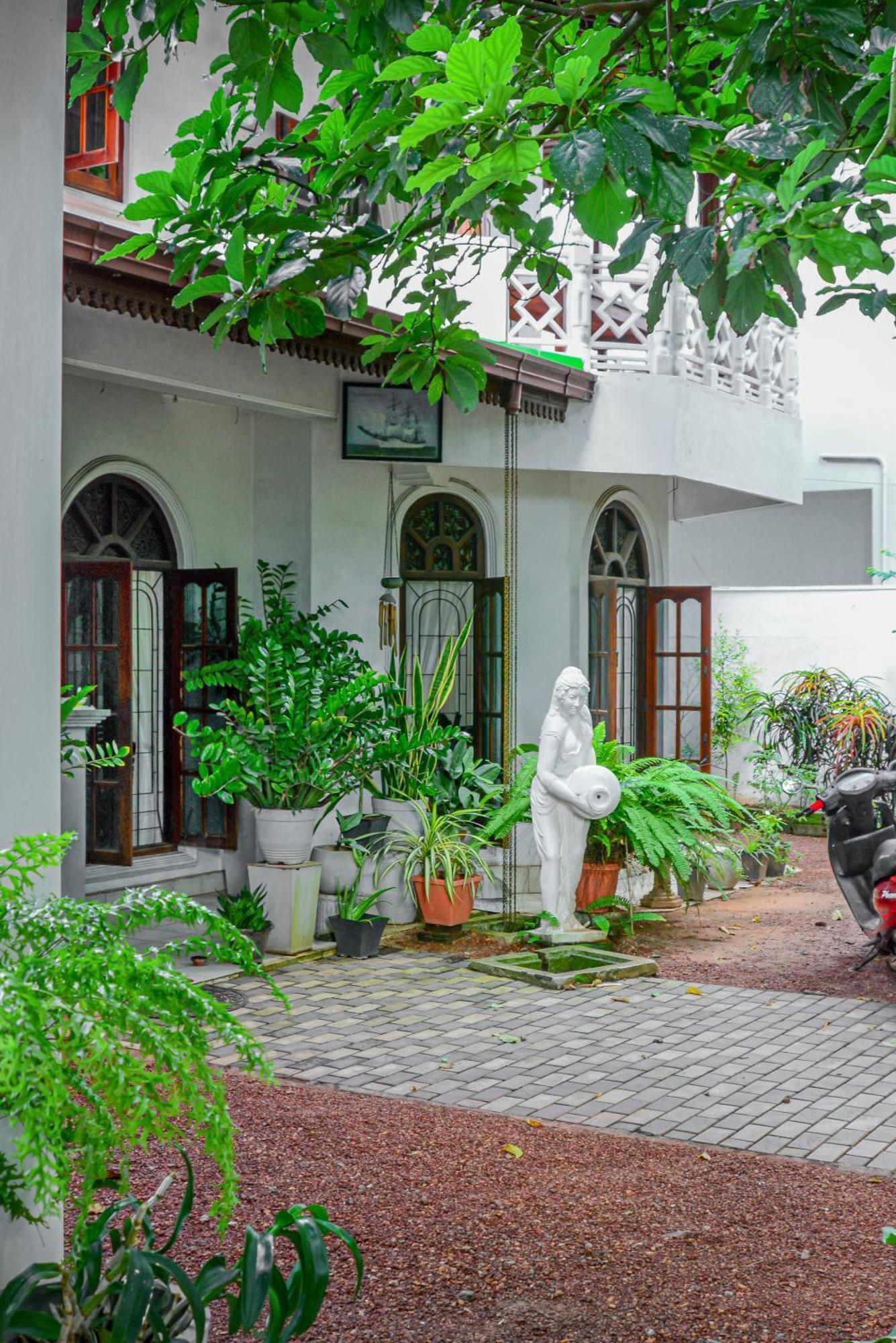 Sakurahana Villa And Ayurveda 阿鲁特伽马 外观 照片